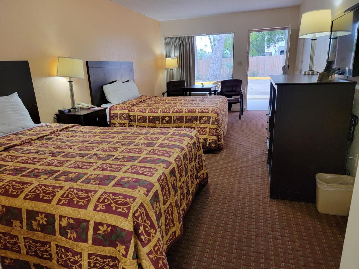 Twin Star Lodge Biloxi Eksteriør bilde